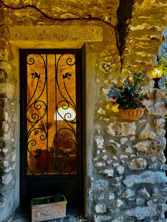 אטנה לוקאנה Hotel Villa Torre Antica מראה חיצוני תמונה
